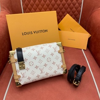 루이비통 사이드 트렁크 MM 기타 모노그램 캔버스 M46907