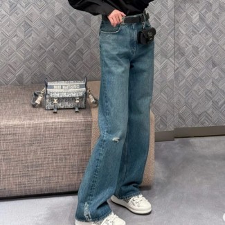 미우미우 25SS 패치워크 데님 팬츠